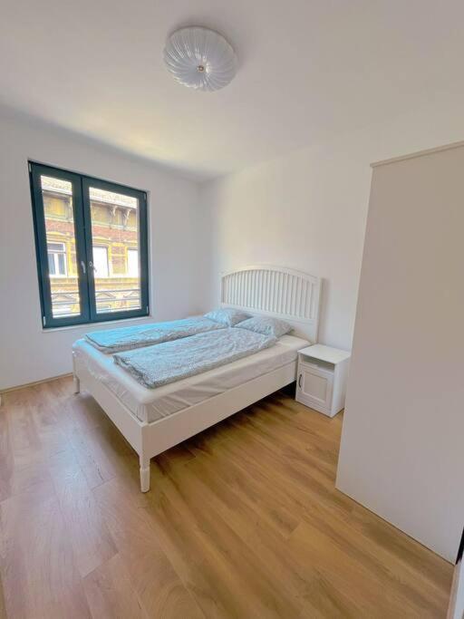Appartement Spacious With Balcony And Garage